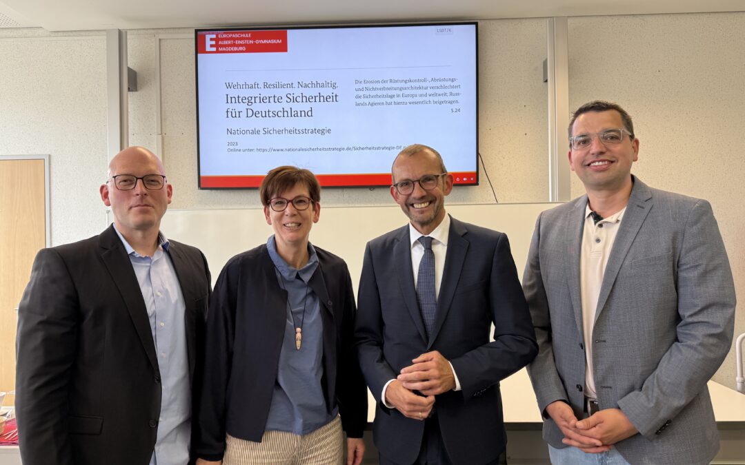 Diskussion mit Vorsitzendem des Verteidigungsausschusses Thomas Röwekamp (MdB) zur Sicherheitspolitik und Wehrpflicht (09.06.2026)